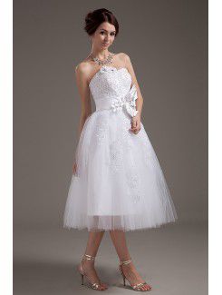 Tulle Strapless Knee-Length A-Line Wedding Dress