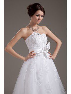 Tulle Strapless Knee-Length A-Line Wedding Dress