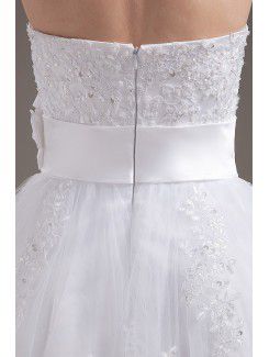 Tulle Strapless Knee-Length A-Line Wedding Dress