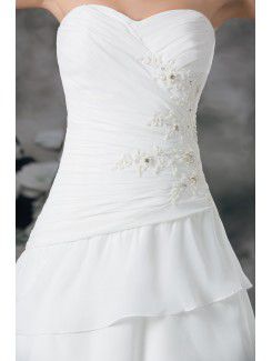 Chiffon Sweetheart Sweep Train A-line Embroidered Wedding Dress