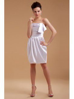 Cetim strapless do joelho-comprimento vestido de noiva bainha com plissado