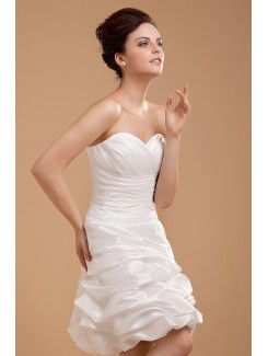 Taffeta Sweetheart Knee-Length A-line Wedding Dress with Ruffle