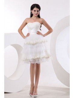 Tulle Sweetheart Knee-Length A-line Wedding Dress with Embroidered