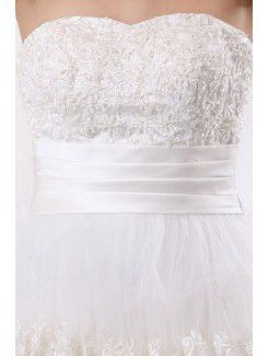 Tulle Sweetheart Knee-Length A-line Wedding Dress with Embroidered