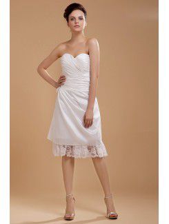 Taffeta Sweetheart Knee-Length A-line Wedding Dress with Ruffle