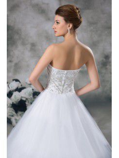 Net Scoop Sweep Train A-line Embroidered Wedding Dress