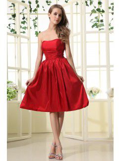 Taffeta Strapless Knee-Length A-line Bridesmaid Dress with Ruffle