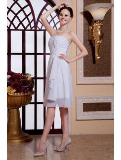 Chiffon Strapless Knee-Length A-line Bridesmaid Dress with Ruffle