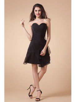 Tulle Sweetheart Short A-line Bridesmaid Dress with Rhinestones