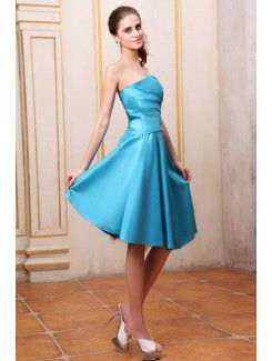 Taffeta Strapless Knee-Length A-line Bridesmaid Dress with Ruffle