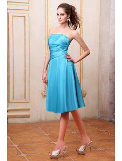 Taffeta Strapless Knee-Length A-line Bridesmaid Dress with Ruffle