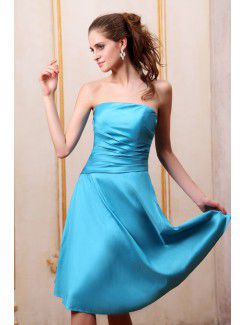 Taffeta Strapless Knee-Length A-line Bridesmaid Dress with Ruffle