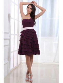 Chiffon Sweetheart Knee-Length A-line Bridesmaid Dress with Ruffle