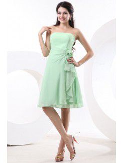 Chiffon Strapless Knee-Length A-line Bridesmaid Dress with Flowers