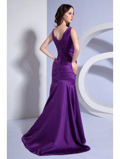 Taffeta V-Neckline Sweep Train Sheath Bridesmaid Dress with Hand-made Flower