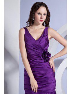 Taffeta V-Neckline Sweep Train Sheath Bridesmaid Dress with Hand-made Flower