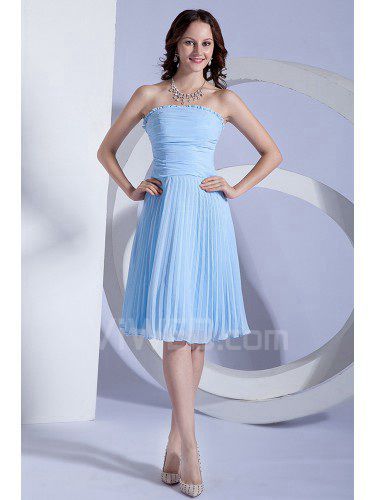 Chiffon strapless knielange kolom bruidsmeisje jurk met geplooide