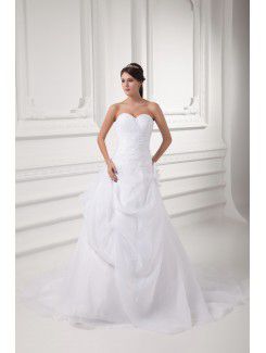 Organza Sweetheart A-line Sweep Train Hand-made Flower Wedding Dress