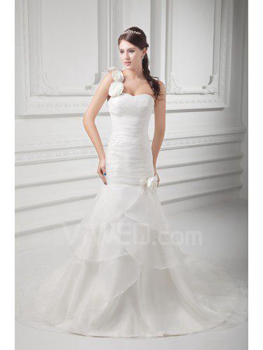 Organza One-Shoulder A-line Sweep Train Hand-made Flowers Wedding Dress