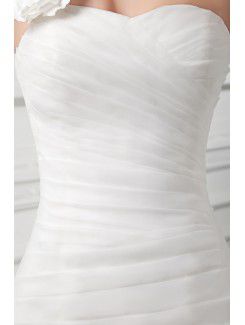 Organza One-Shoulder A-line Sweep Train Hand-made Flowers Wedding Dress