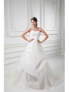 Organza Sweetheart A-line Sweep Train Wedding Dress