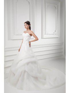 Organza Sweetheart A-line Sweep Train Wedding Dress