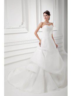 Organza Sweetheart A-line Sweep Train Wedding Dress