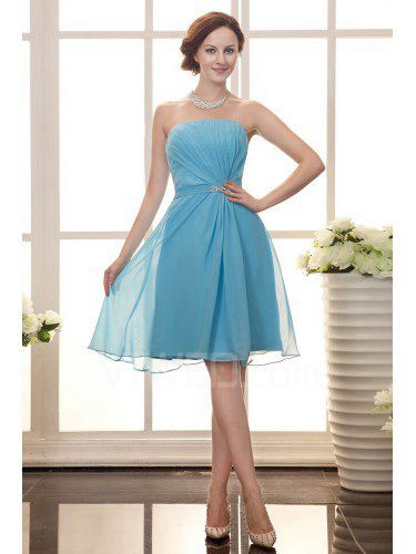 Chiffon Strapless Knee-Length A-line Cocktail Dress with Sequins and Ruffle