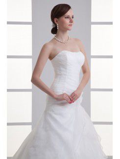 Organza Scoop A-line Sweep Train Hamd-made Flower Wedding Dress