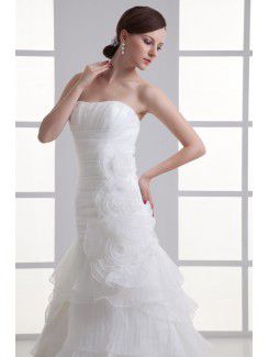 Organza Strapless A-line Sweep Train Hamd-made Flowers Wedding Dress