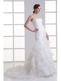 Organza Strapless A-line Sweep Train Hamd-made Flowers Wedding Dress