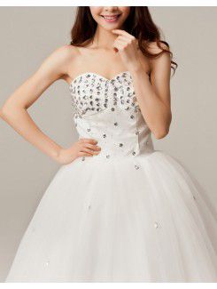 Net Sweetheart Floor Length Ball Gown Wedding Dress with Crystal