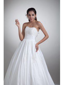 Taffeta Scoop Sweep Train A-line Embroidered Wedding Dress