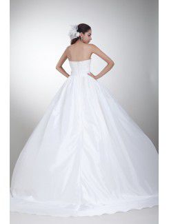 Taffeta Scoop Sweep Train A-line Embroidered Wedding Dress