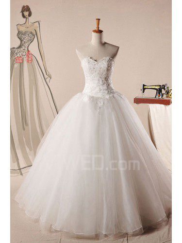 Net Sweetheart Floor Length Ball Gown Wedding Dress with Pearls