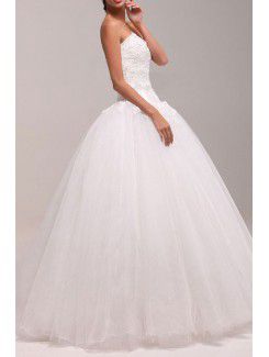 Net Sweetheart Floor Length Ball Gown Wedding Dress with Pearls