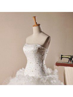 Organza Strapless Floor Length Ball Gown Wedding Dress with Pearls