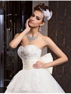 Organza Sweetheart Floor Length Ball Gown Wedding Dress with Beading