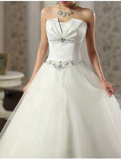 Satin and Tulle Scoop Floor Length Ball Gown Wedding Dress with Pearls