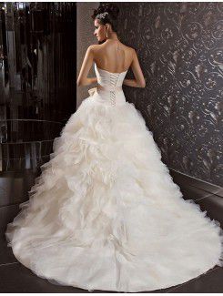 Organza Sweetheart Chapel Train Ball Gown Wedding Dress with Sash