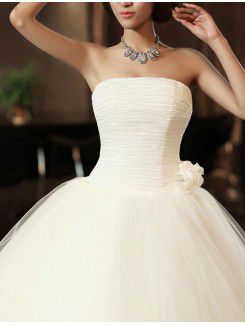 Net Strapless Floor Length Ball Gown Wedding Dress with Handmade Flowers