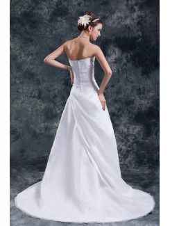 Organza Scoop Sweep Train A-line Embroidered Wedding Dress