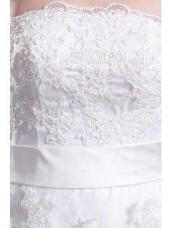 Net Strapless Sweep Train A-line Embroidered Wedding Dress