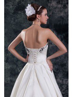 Satin Sweetheart Sweep Train A-line Embroidered Wedding Dress