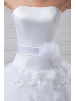 Organza and Satin Scoop Floor Length A-line Embroidered Wedding Dress