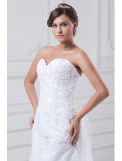 Net Sweetheart Chapel Train A-line Embroidered Wedding Dress