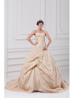 Taffeta Sweetheart Sweep Train A-line Embroidered Wedding Dress