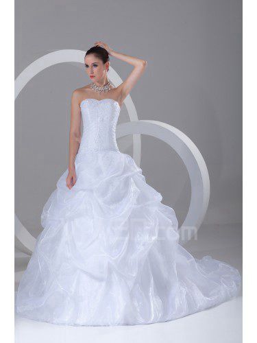 Organza Sweetheart Sweep Train A-line Embroidered Wedding Dress