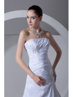 Taffeta Scoop Chapel Train A-line Embroidered Wedding Dress