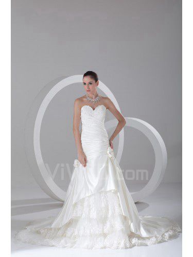 Satin Sweetheart Chapel Train A-line Hand-made Flowers Wedding Dress